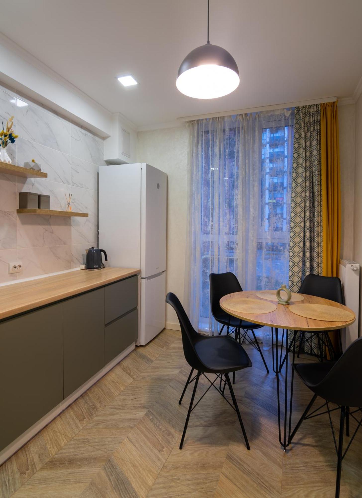 Avalon Premium Two Bedrooms Apartment Lviv Buitenkant foto
